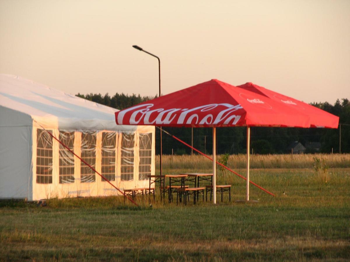 Vila Strefa Kampinos Brochów Exteriér fotografie