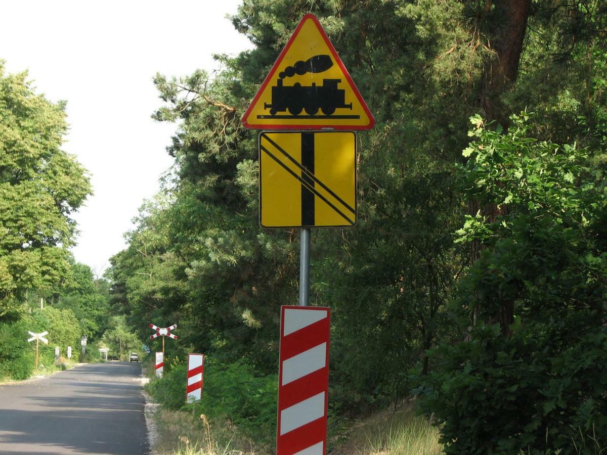 Vila Strefa Kampinos Brochów Exteriér fotografie